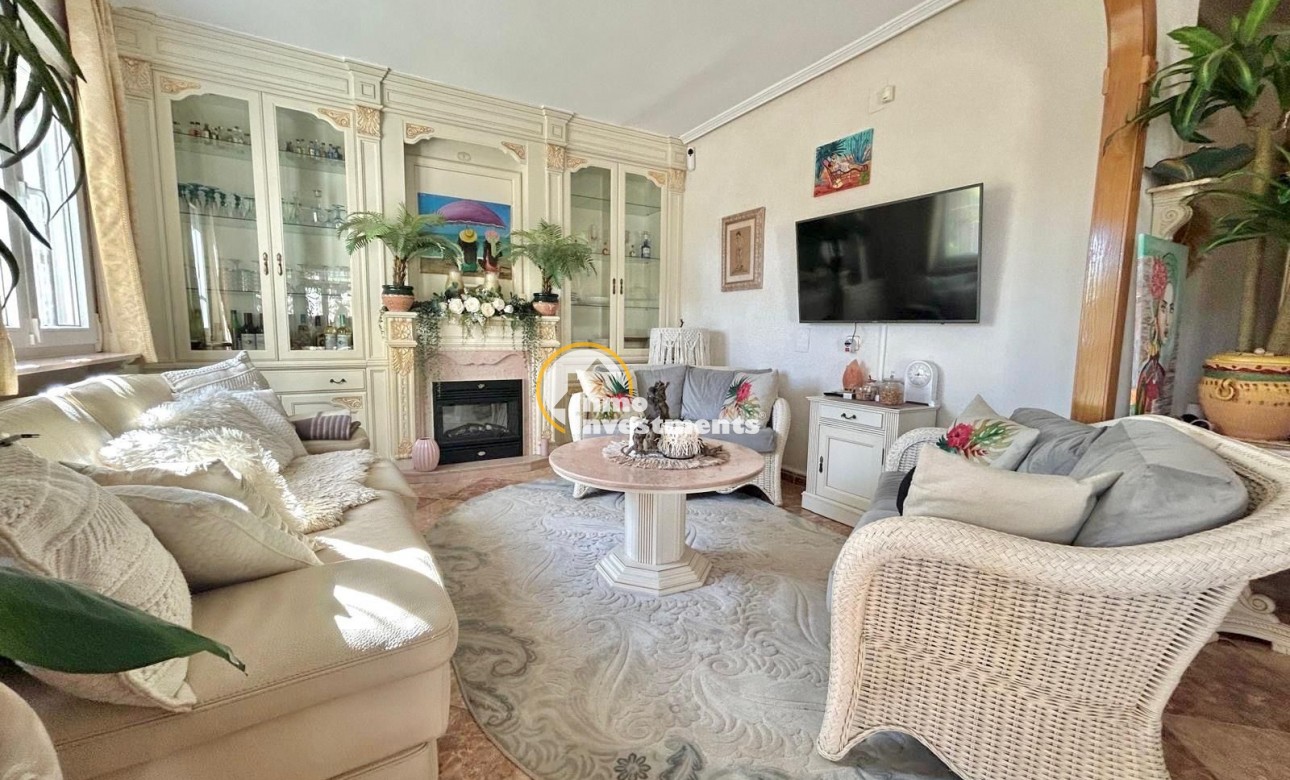 Reventa - Chalet independiente - Torrevieja - Los Balcones - Los Altos del Edén