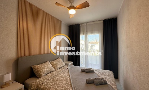 Resale - Bungalow - Torrevieja - Los Balcones