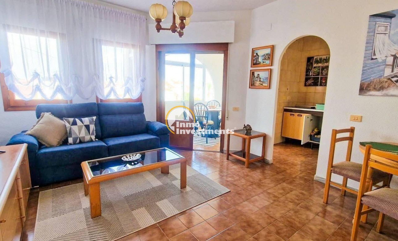 Resale - Apartment - Torrevieja - Calas Blanca