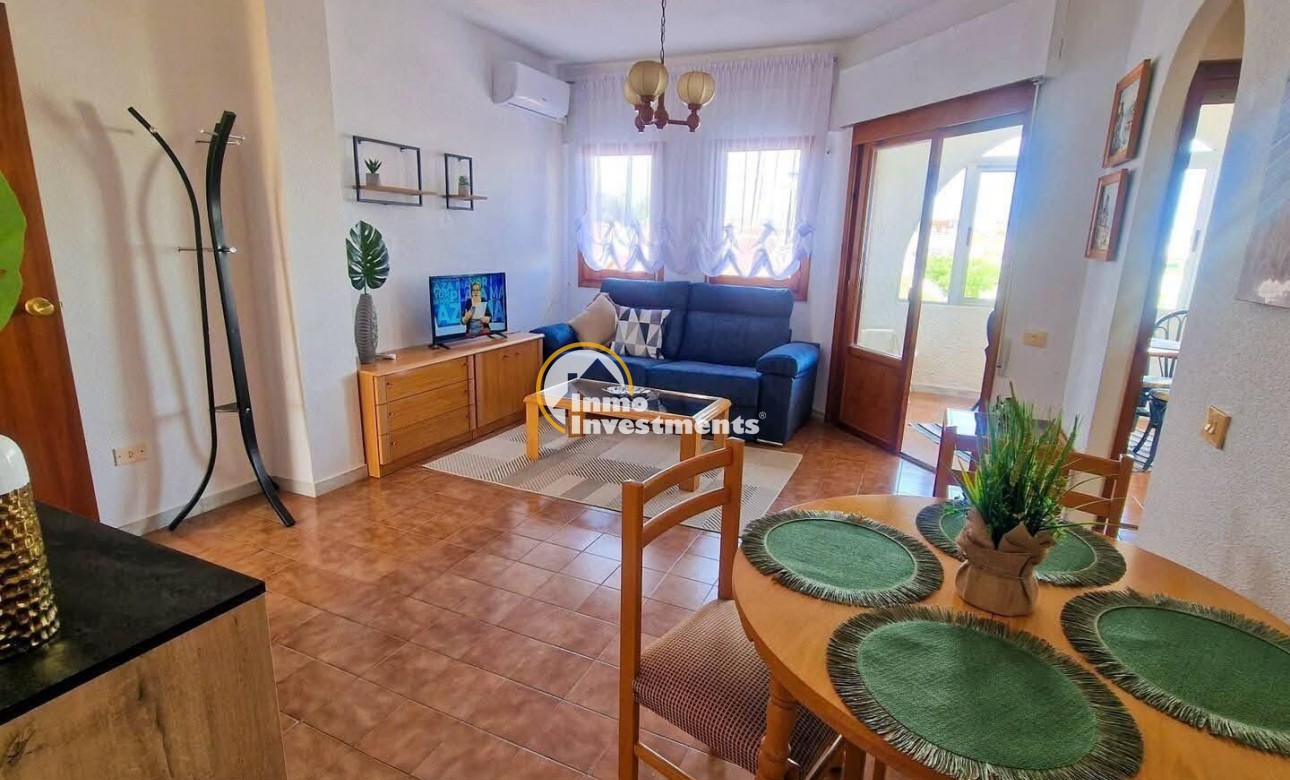 Resale - Apartment - Torrevieja - Calas Blanca
