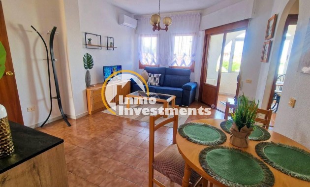 Resale - Apartment - Torrevieja - Calas Blanca