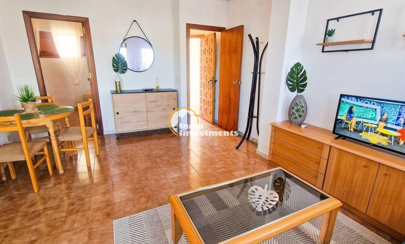 Resale - Apartment - Torrevieja - Calas Blanca