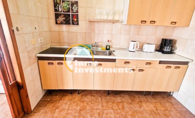 Resale - Apartment - Torrevieja - Calas Blanca