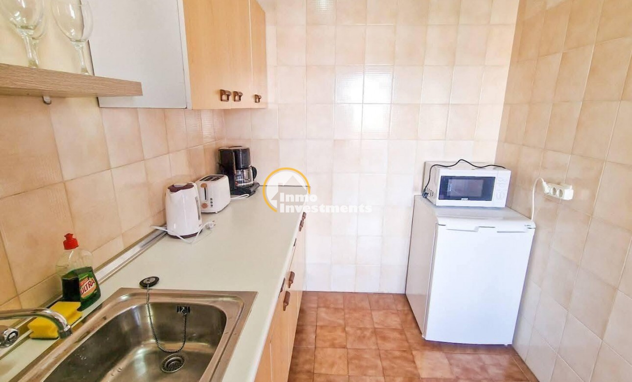 Resale - Apartment - Torrevieja - Calas Blanca