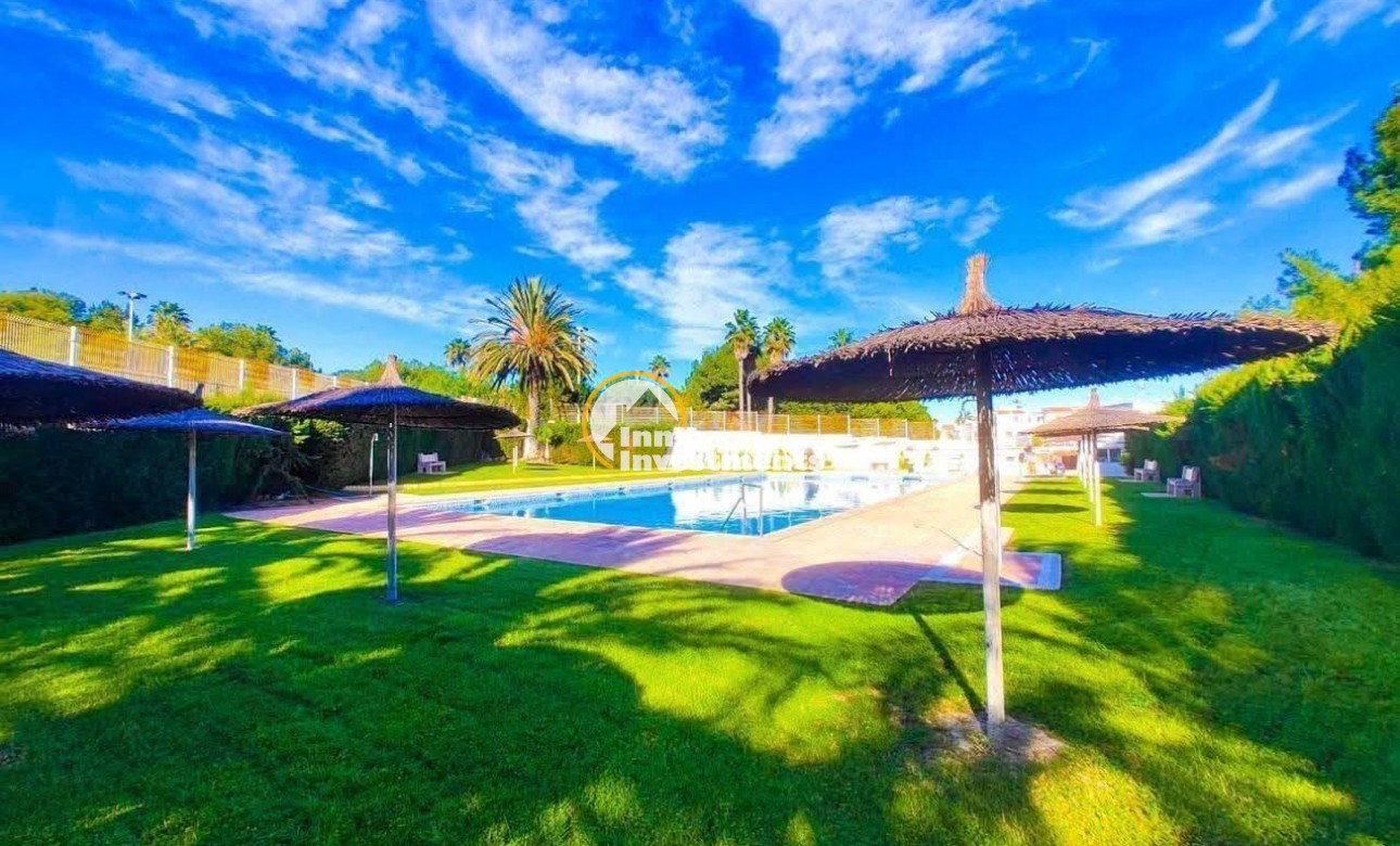 Resale - Apartment - Torrevieja - Calas Blanca