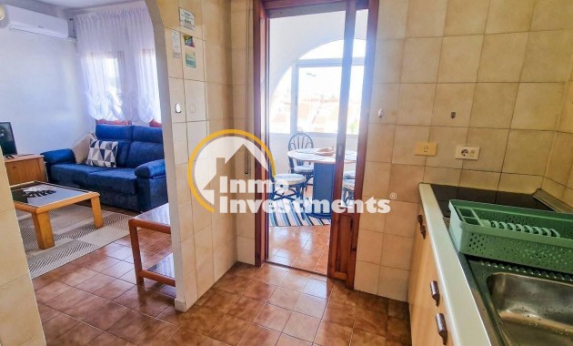 Resale - Apartment - Torrevieja - Calas Blanca