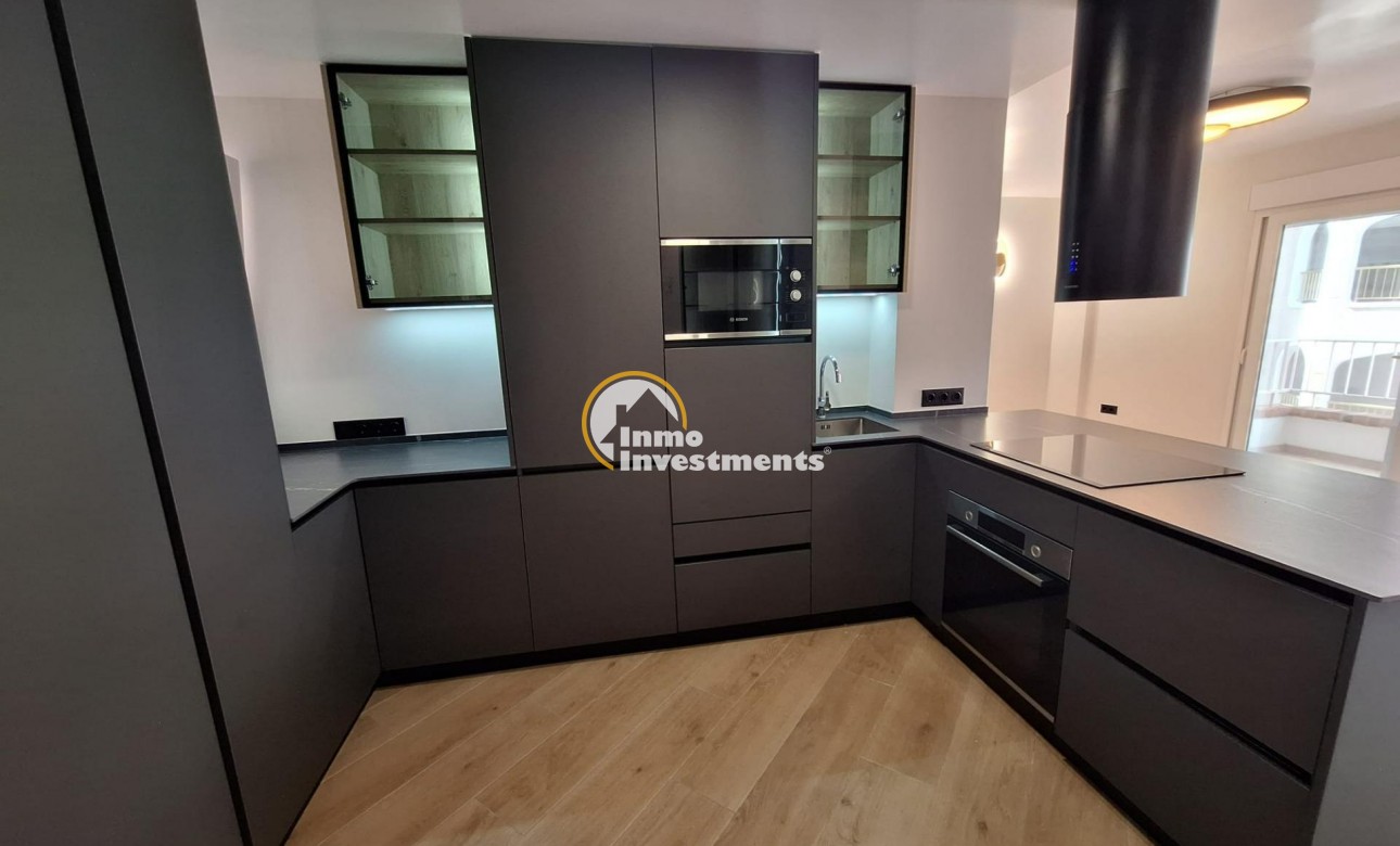 Resale - Apartment - Torrevieja - Playa de Los Locos