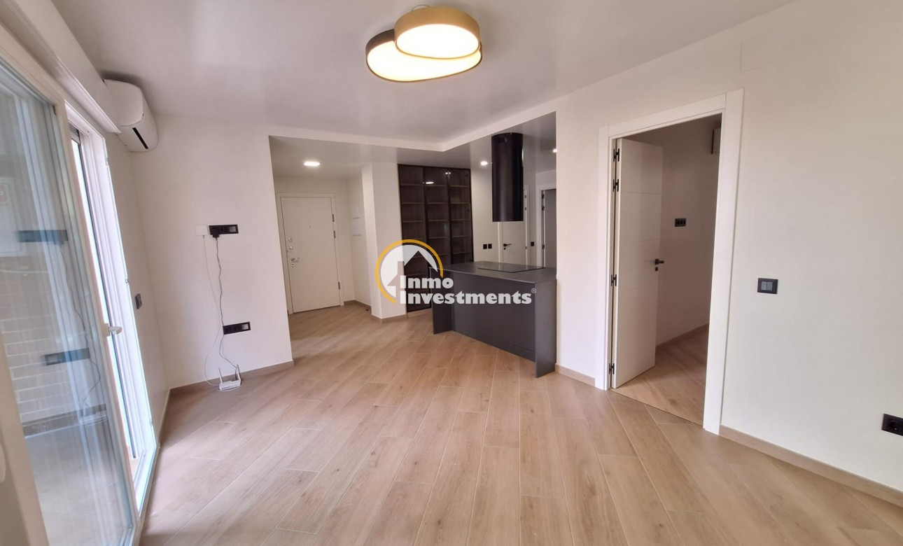 Resale - Apartment - Torrevieja - Playa de Los Locos