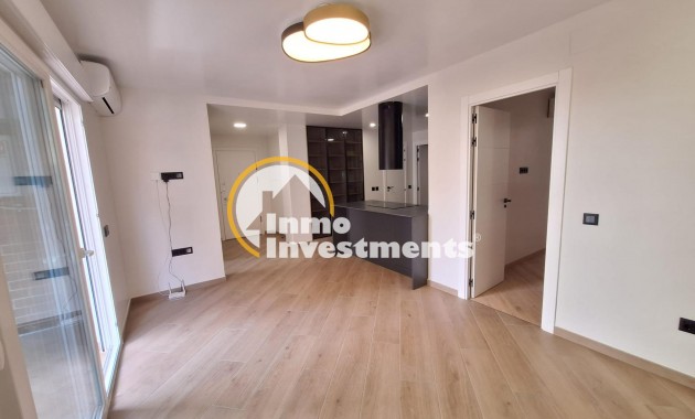 Resale - Apartment - Torrevieja - Playa de Los Locos