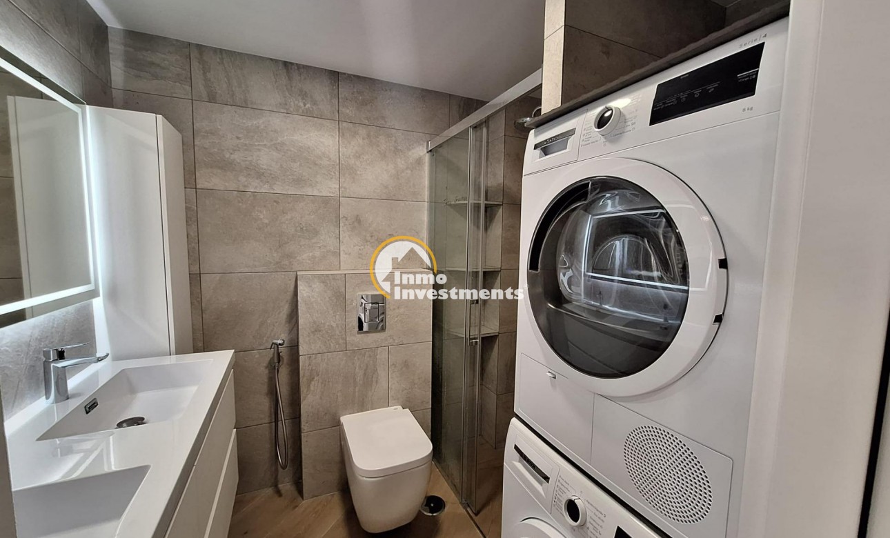 Resale - Apartment - Torrevieja - Playa de Los Locos