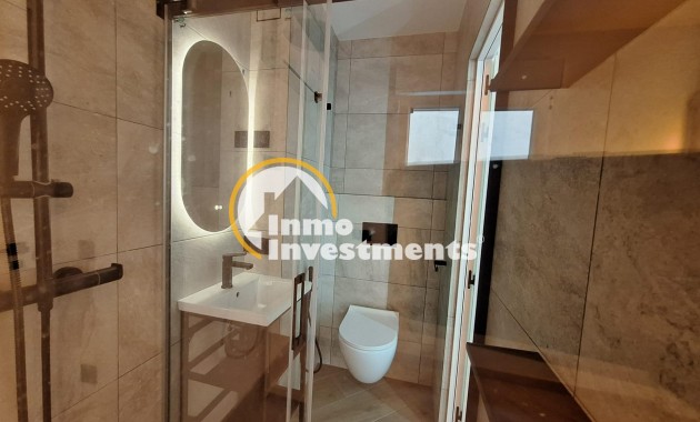 Resale - Apartment - Torrevieja - Playa de Los Locos