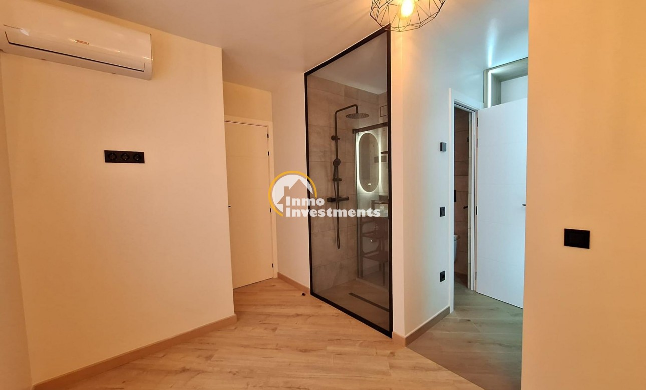 Resale - Apartment - Torrevieja - Playa de Los Locos