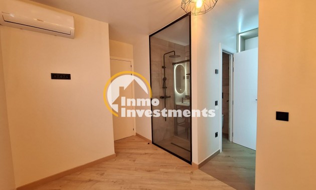 Resale - Apartment - Torrevieja - Playa de Los Locos