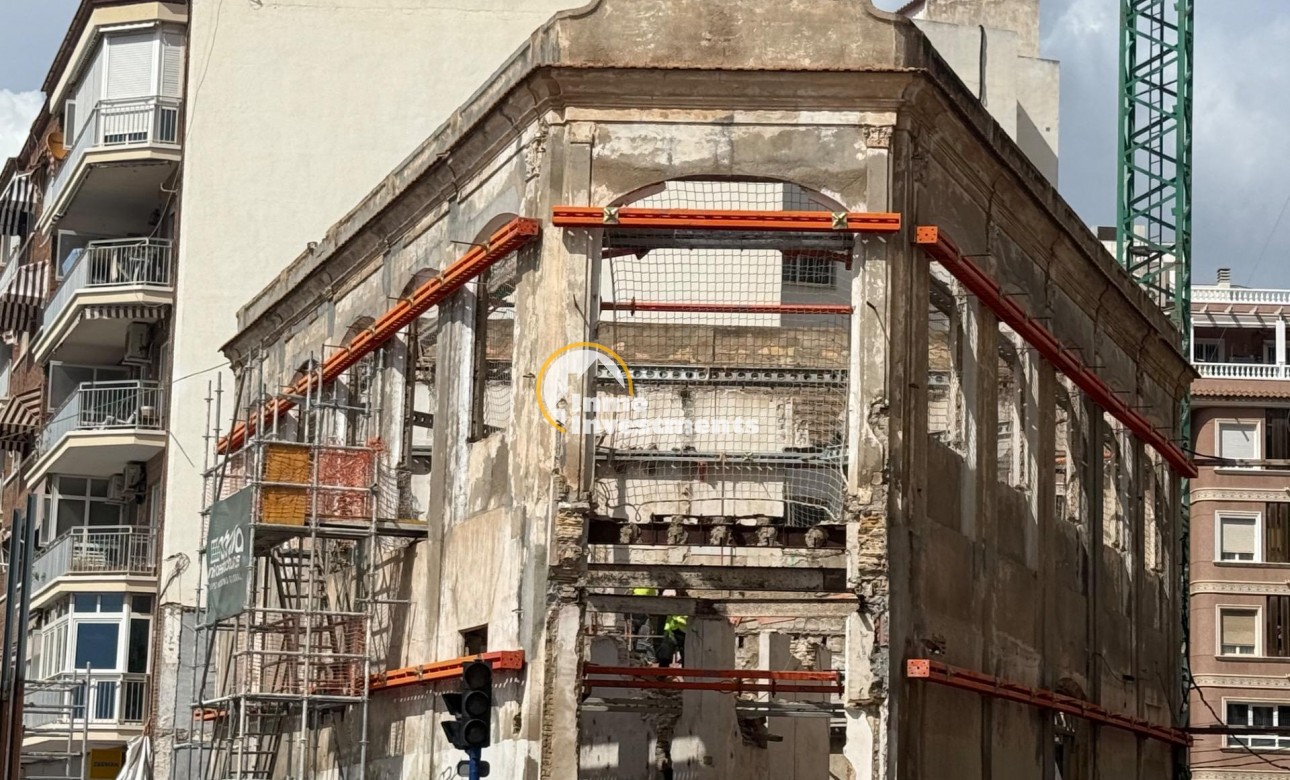 Resale - Commercial - Torrevieja