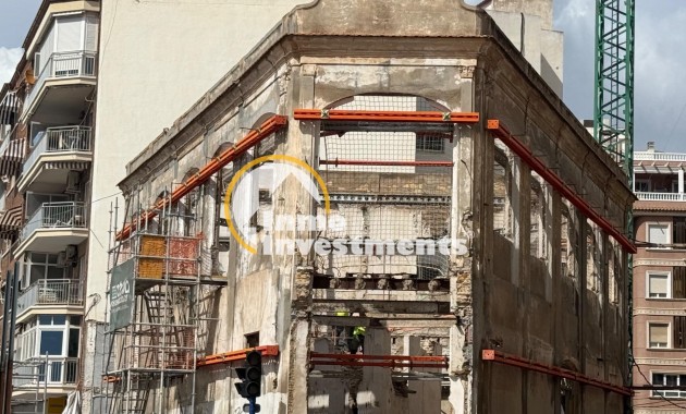 Resale - Commercial - Torrevieja