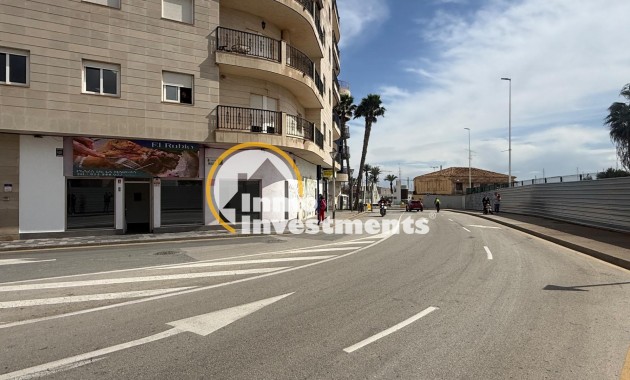 Resale - Commercial - Torrevieja