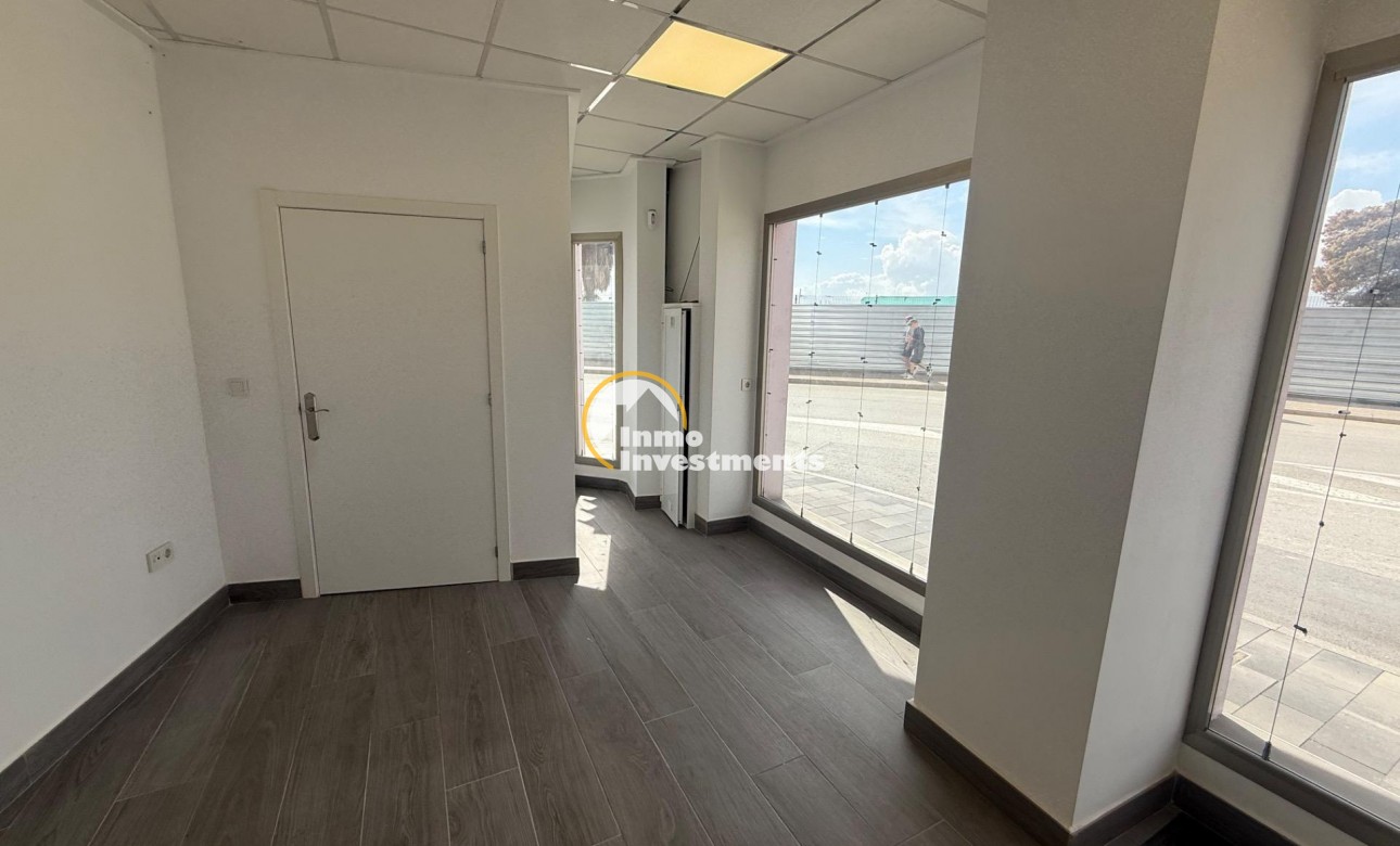 Resale - Commercial - Torrevieja