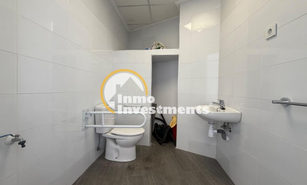 Resale - Commercial - Torrevieja