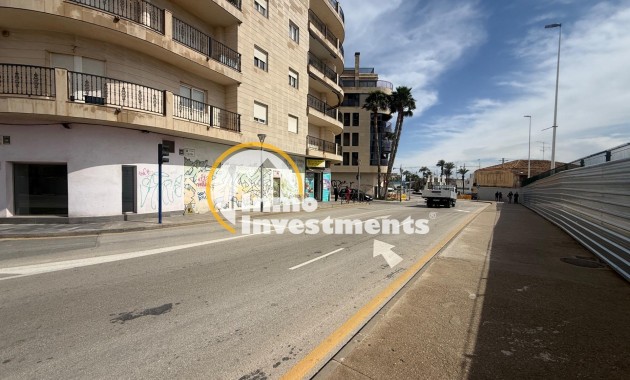 Resale - Commercial - Torrevieja