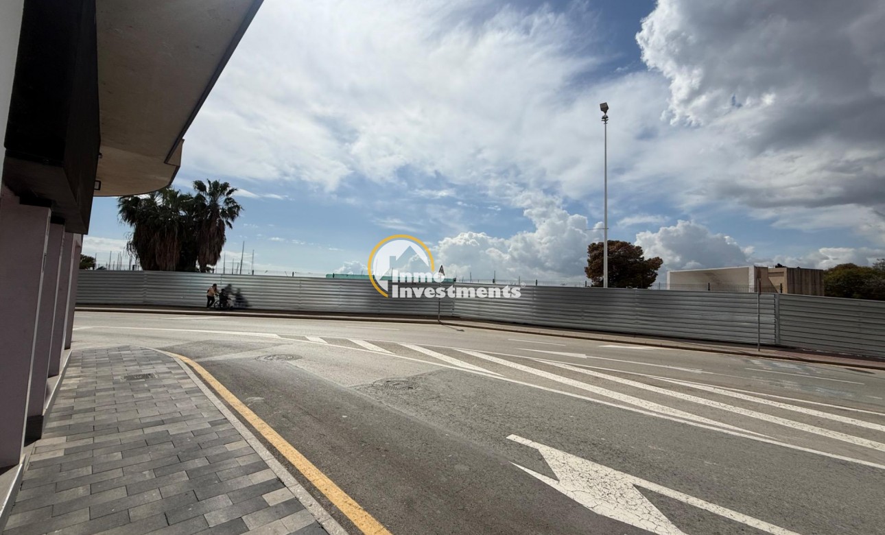 Resale - Commercial - Torrevieja