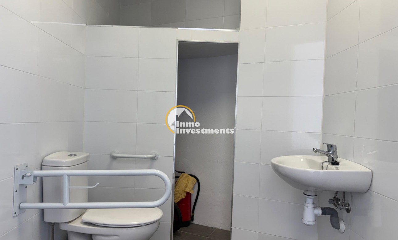 Resale - Commercial - Torrevieja