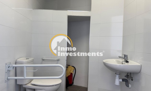 Resale - Commercial - Torrevieja
