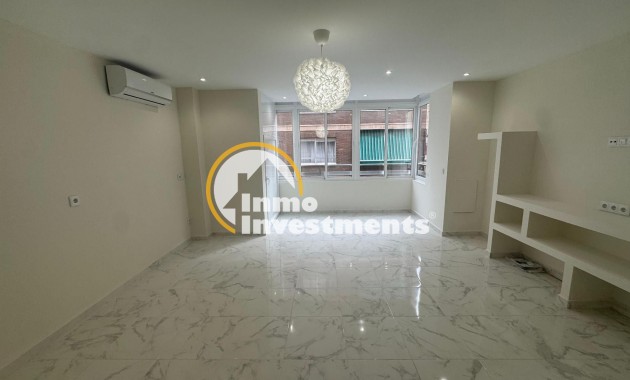 Resale - Apartment - Torrevieja