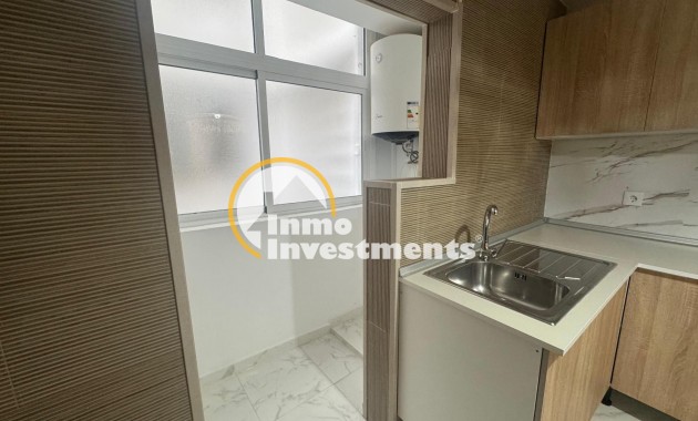 Resale - Apartment - Torrevieja