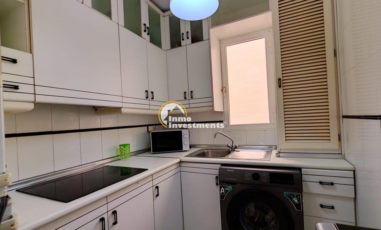 Resale - Apartment - Torrevieja - Playa del Cura