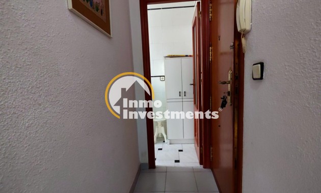 Resale - Apartment - Torrevieja - Playa del Cura