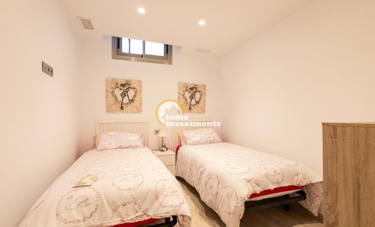 Reventa - Chalet independiente - Orihuela Costa - PAU 26