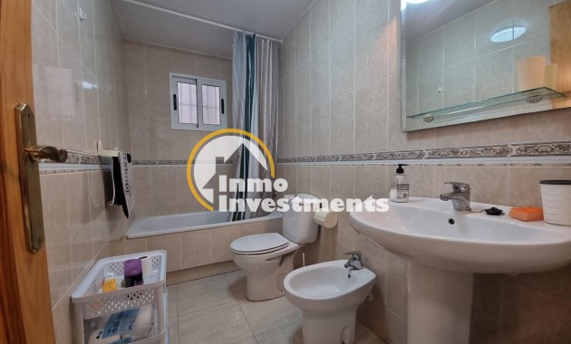 Resale - Apartment - Torrevieja - Playa del Cura