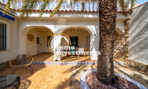 Reventa - Chalet independiente - El Campello - Pueblo Español - Coveta Fumá