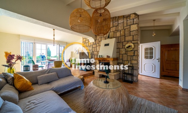 Reventa - Chalet independiente - El Campello - Pueblo Español - Coveta Fumá