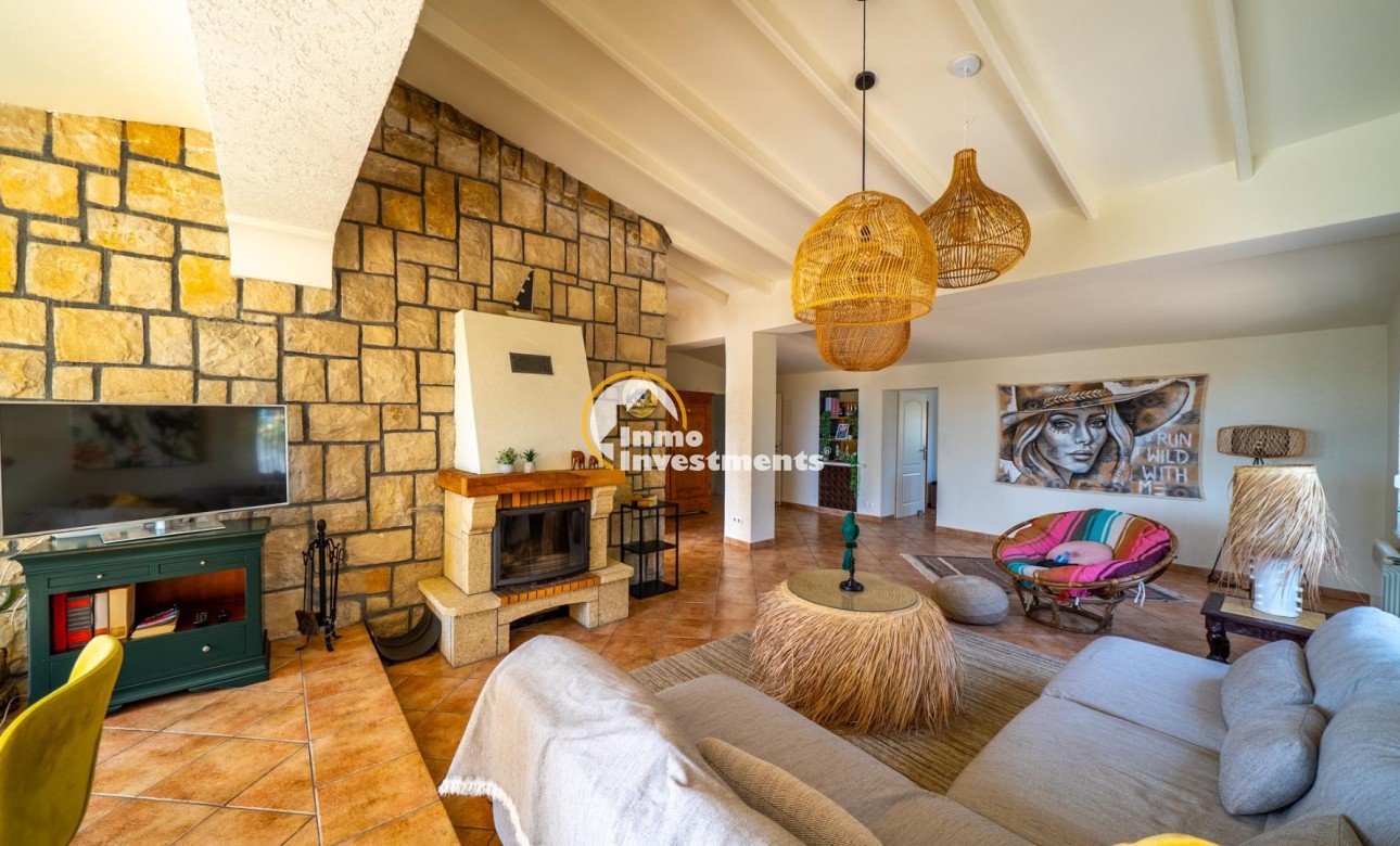 Reventa - Chalet independiente - El Campello - Pueblo Español - Coveta Fumá