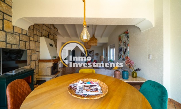 Reventa - Chalet independiente - El Campello - Pueblo Español - Coveta Fumá