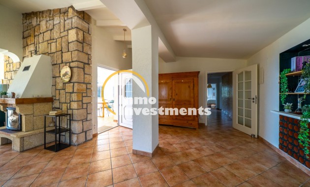 Reventa - Chalet independiente - El Campello - Pueblo Español - Coveta Fumá