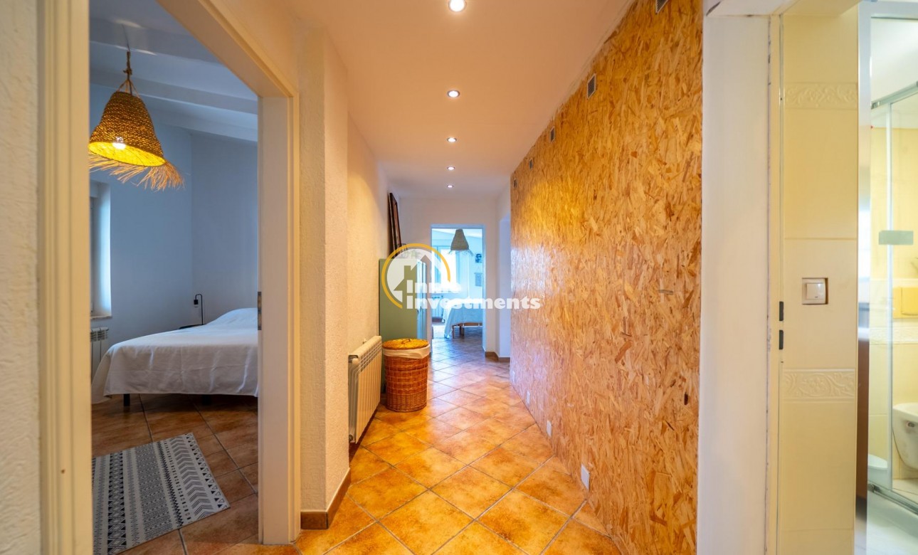 Reventa - Chalet independiente - El Campello - Pueblo Español - Coveta Fumá