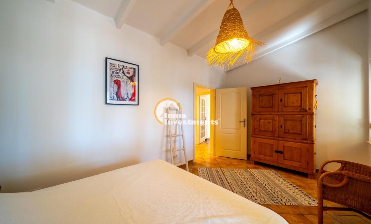 Reventa - Chalet independiente - El Campello - Pueblo Español - Coveta Fumá