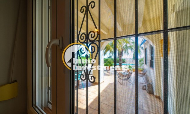 Reventa - Chalet independiente - El Campello - Pueblo Español - Coveta Fumá