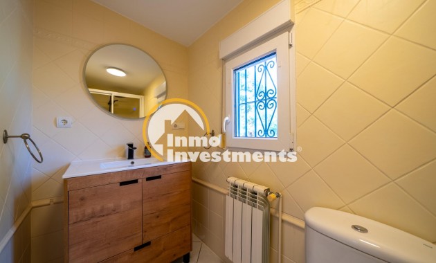 Reventa - Chalet independiente - El Campello - Pueblo Español - Coveta Fumá