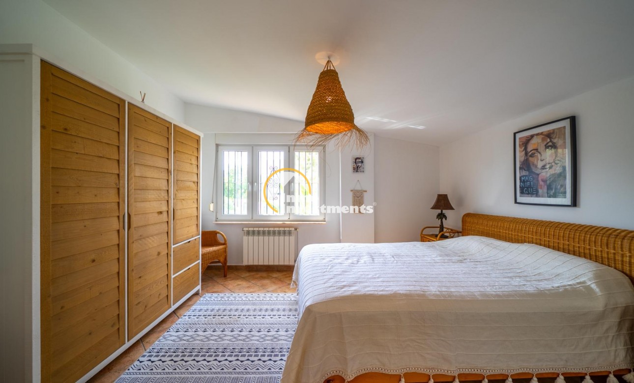 Reventa - Chalet independiente - El Campello - Pueblo Español - Coveta Fumá