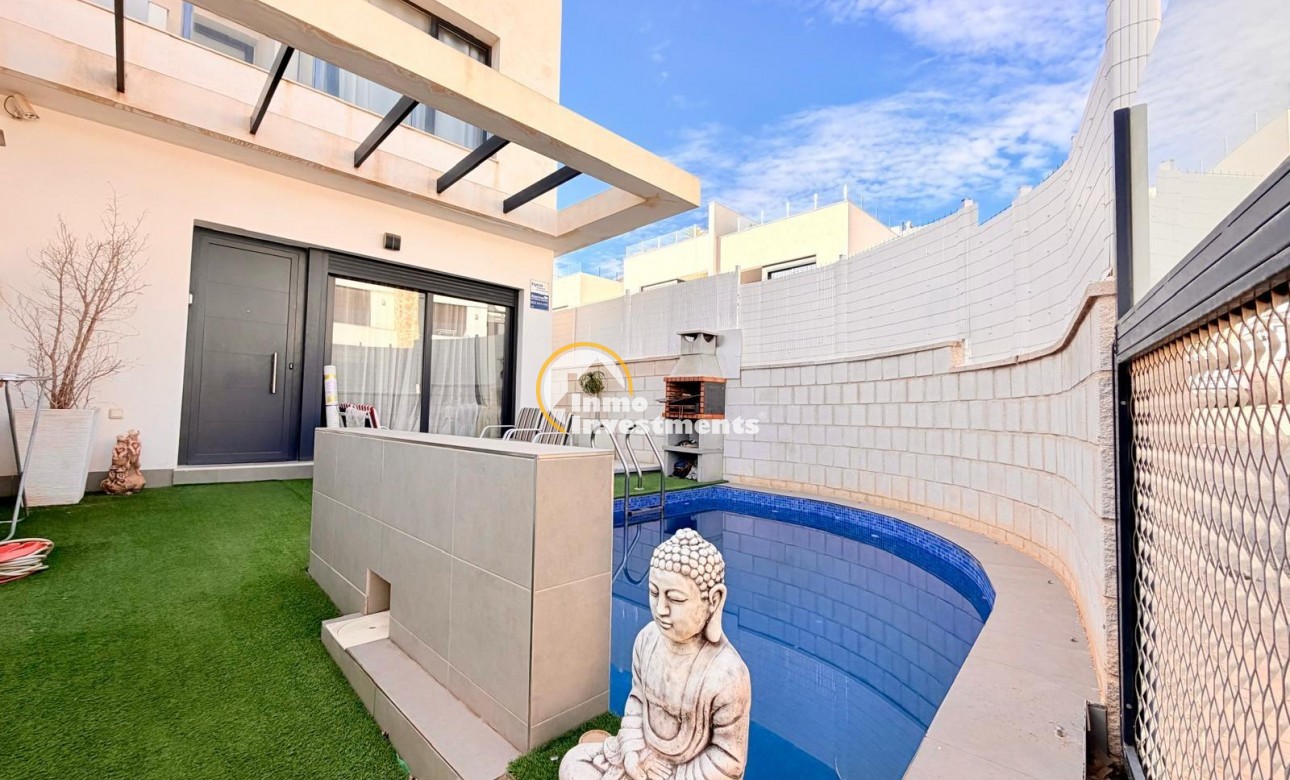 Reventa - Chalet independiente - Orihuela Costa - PAU 26