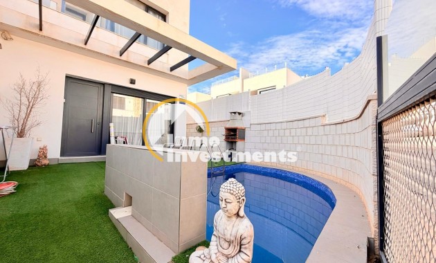 Reventa - Chalet independiente - Orihuela Costa - PAU 26