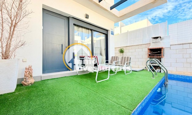 Reventa - Chalet independiente - Orihuela Costa - PAU 26