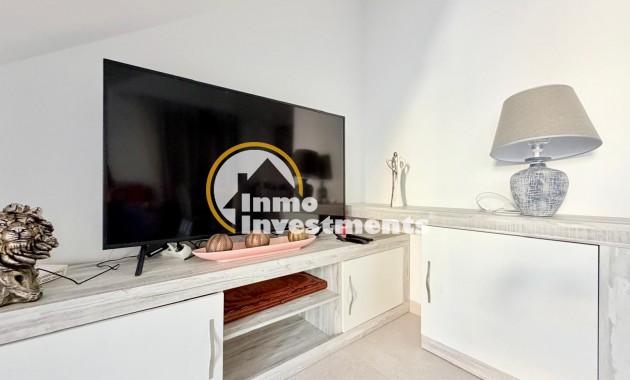 Reventa - Chalet independiente - Orihuela Costa - PAU 26