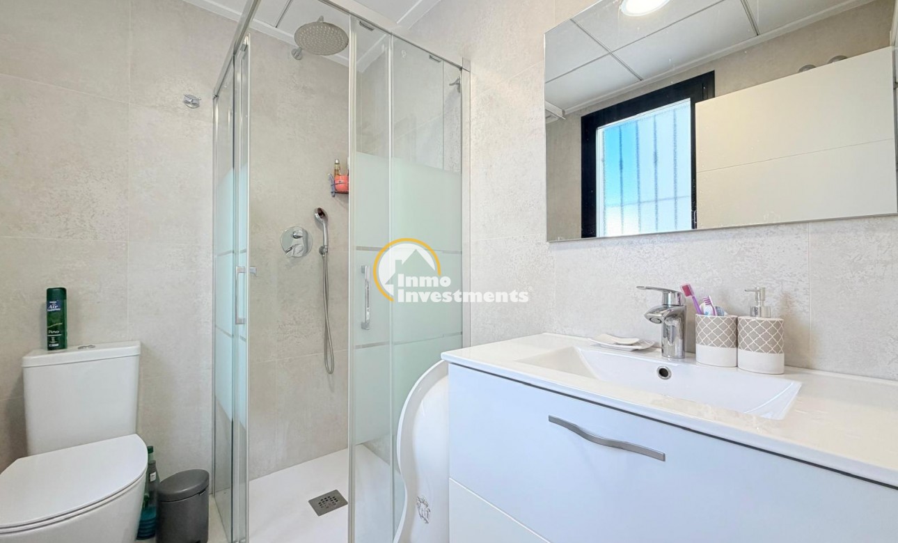 Reventa - Chalet independiente - Orihuela Costa - PAU 26