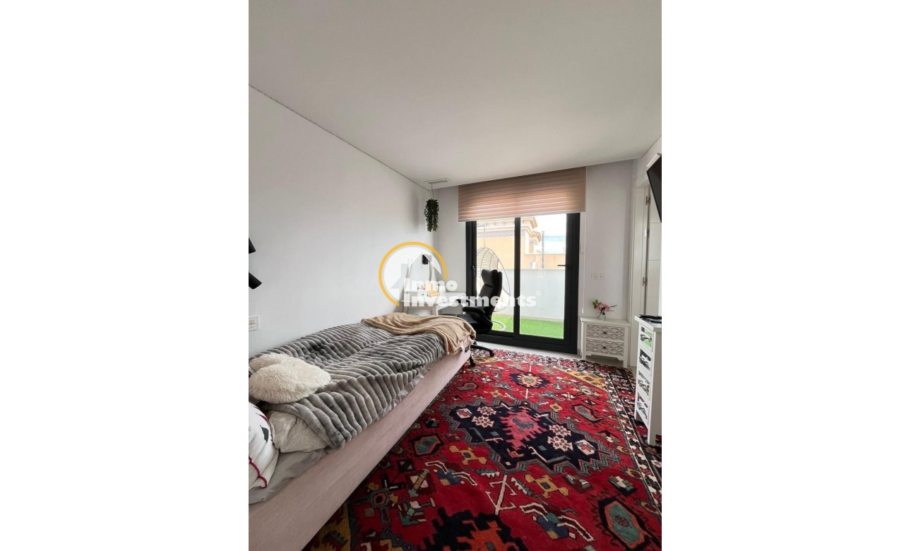 Reventa - Chalet independiente - Orihuela Costa - PAU 26