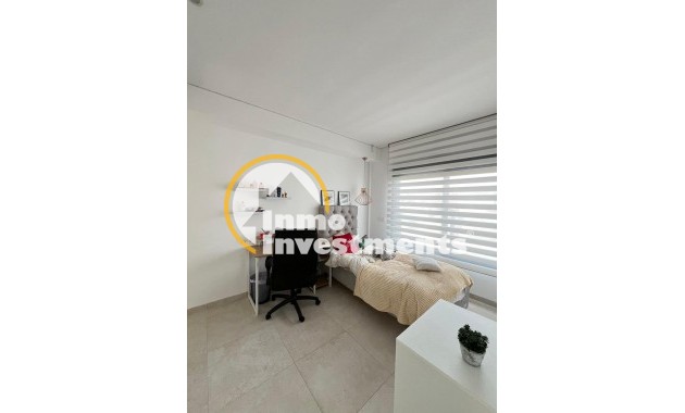 Reventa - Chalet independiente - Orihuela Costa - PAU 26