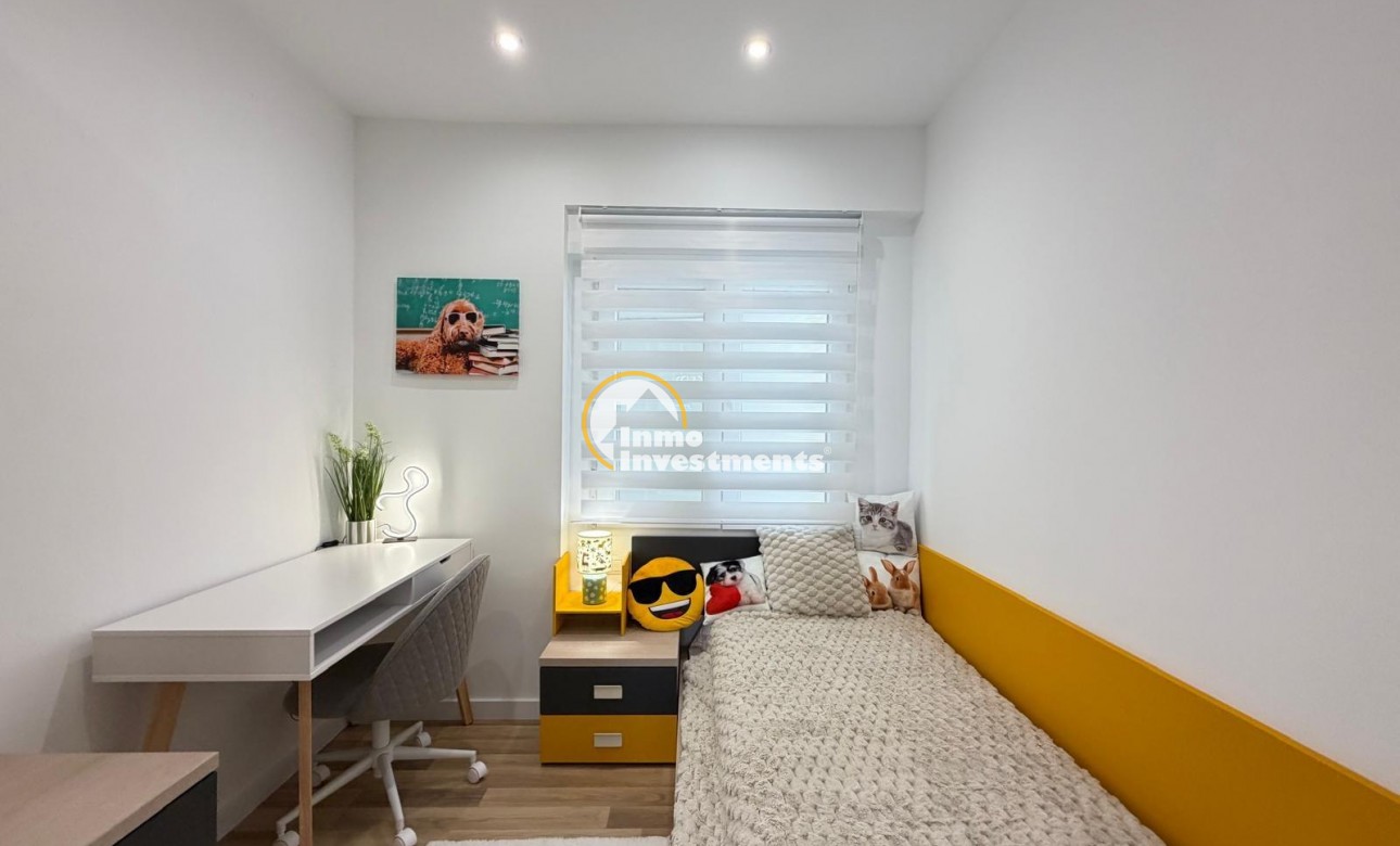 Reventa - Apartamento - Torrevieja - Centro